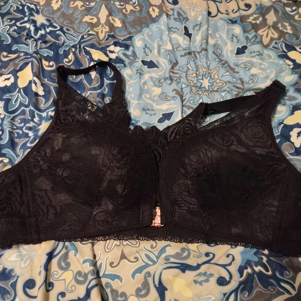 Floral Secrets Elegant Black Lace Bra